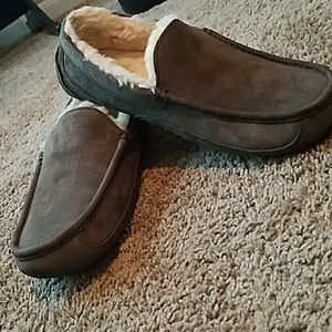 Mens Ugg moccasins